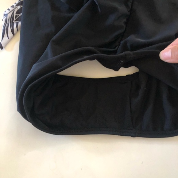 Daci Women’s Crossover High Waisted Cutout Open Back One Piece Swimwear Size 14W - Picture 10 of 15